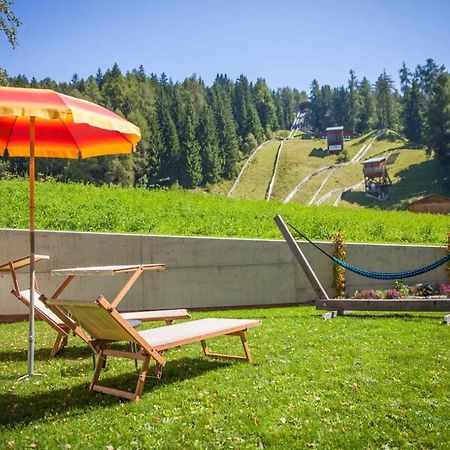 Haus Zur Vogelweide App 1 Apartamento Dobbiaco Exterior foto
