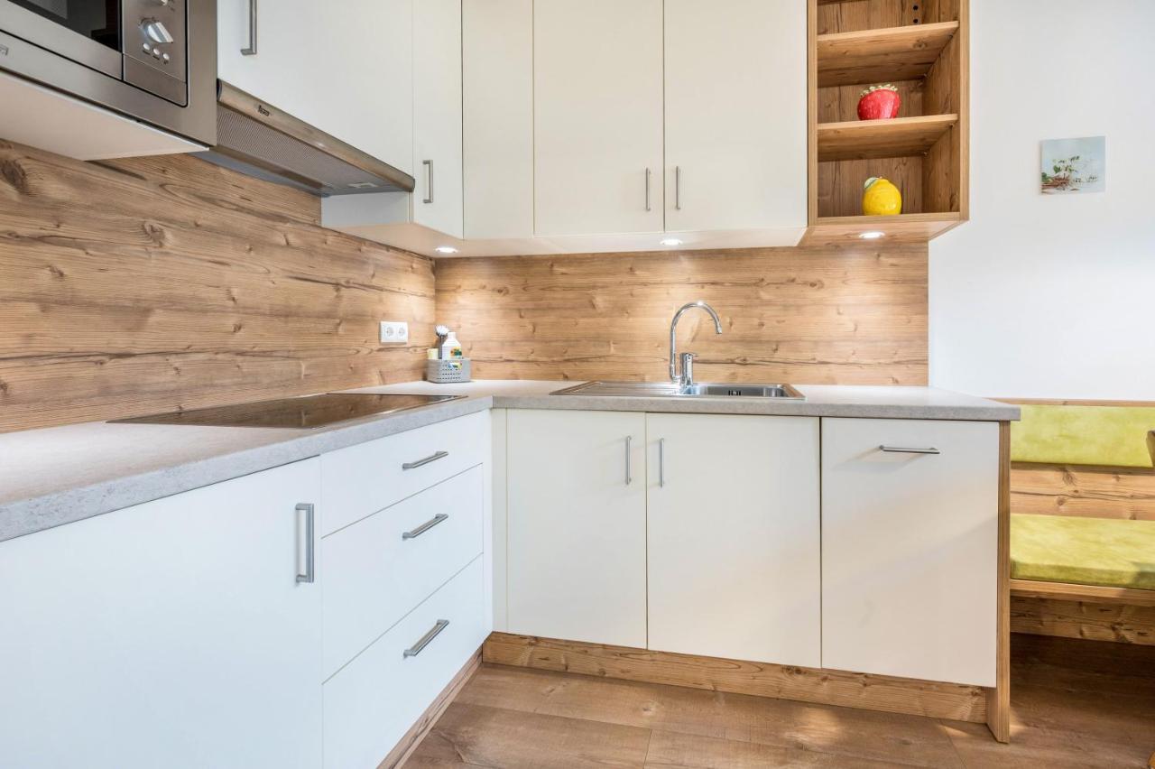 Haus Zur Vogelweide App 1 Apartamento Dobbiaco Exterior foto
