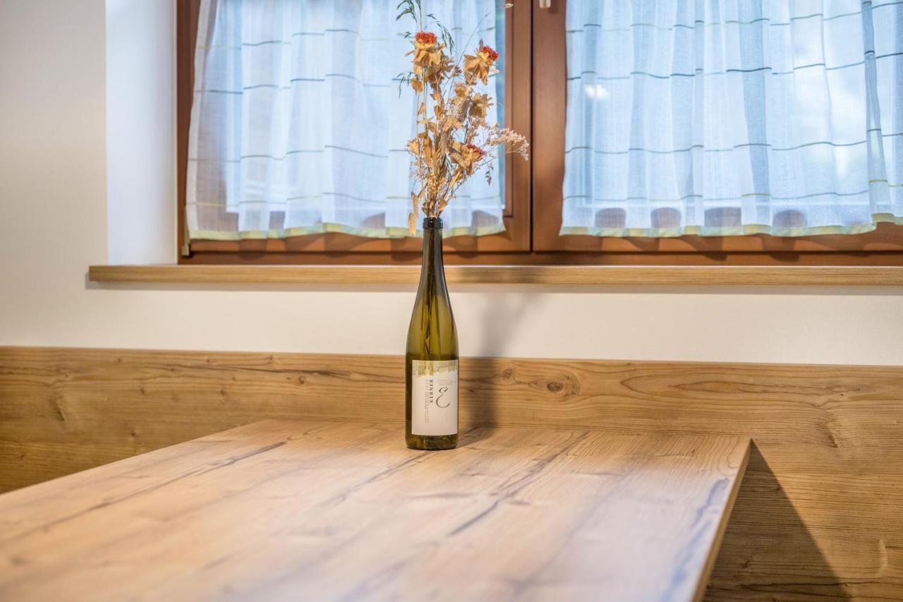 Haus Zur Vogelweide App 1 Apartamento Dobbiaco Exterior foto